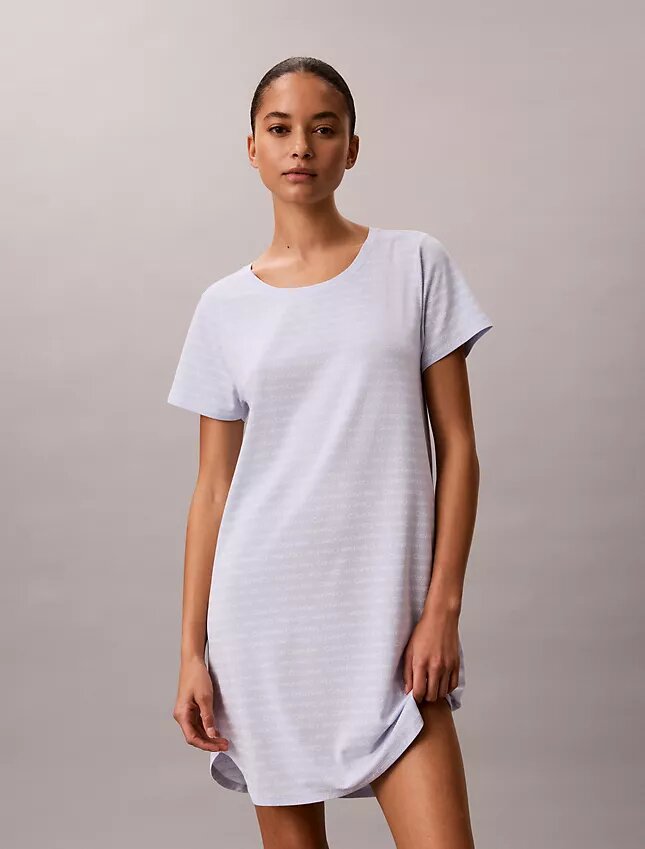 Chemise de nuit en mélange de viscose et de coton Chemise de nuit en mélange de viscose et de coton