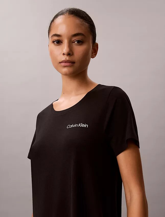 Chemise de nuit en mélange de viscose et de coton Chemise de nuit en mélange de viscose et de coton
