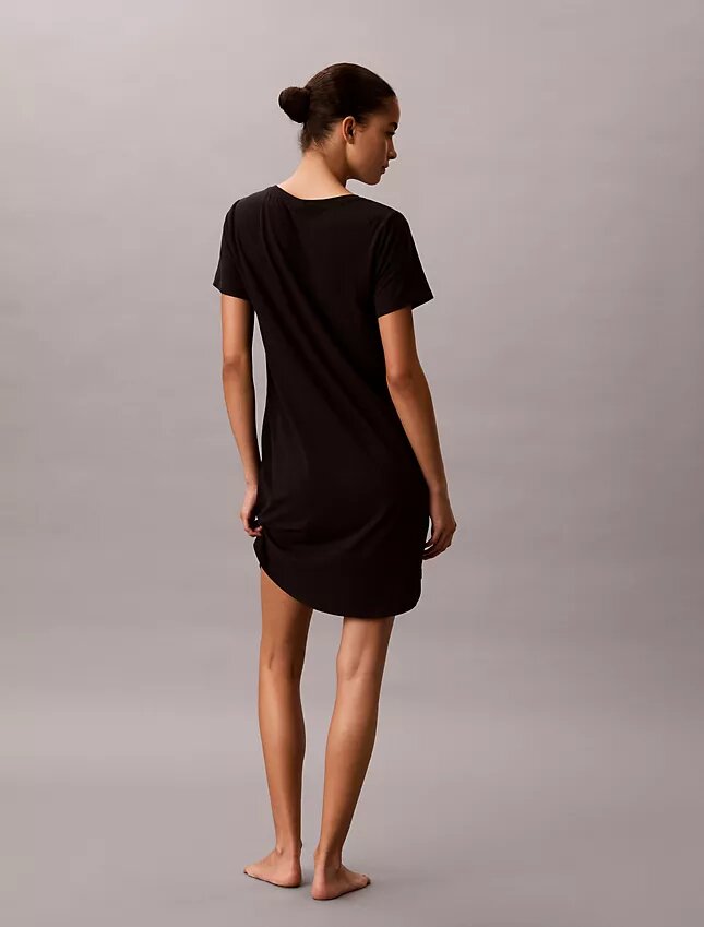 Chemise de nuit en mélange de viscose et de coton Chemise de nuit en mélange de viscose et de coton