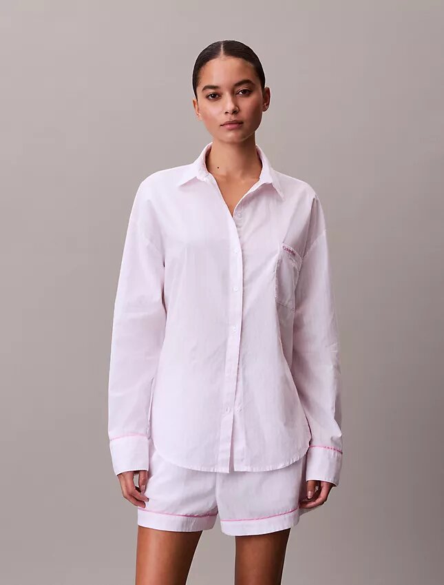 Chemise de nuit en popeline de coton pour la Saint-Valentin Chemise de nuit en popeline de coton pour la Saint-Valentin