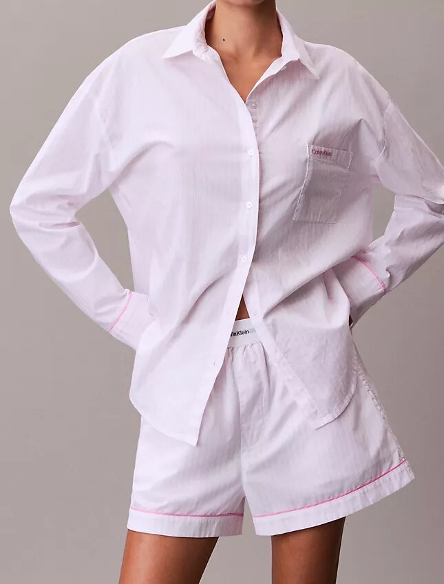 Chemise de nuit en popeline de coton pour la Saint-Valentin Chemise de nuit en popeline de coton pour la Saint-Valentin