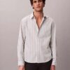 Chemise en popeline délavée à rayures teintes dans la masse Chemise en popeline délavée à rayures teintes dans la masse
