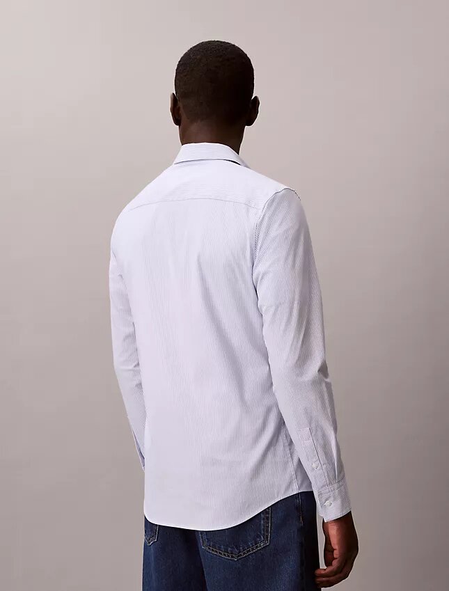 Chemise slim boutonnée en Cotton Stretch à rayures Chemise slim boutonnée en Cotton Stretch à rayures
