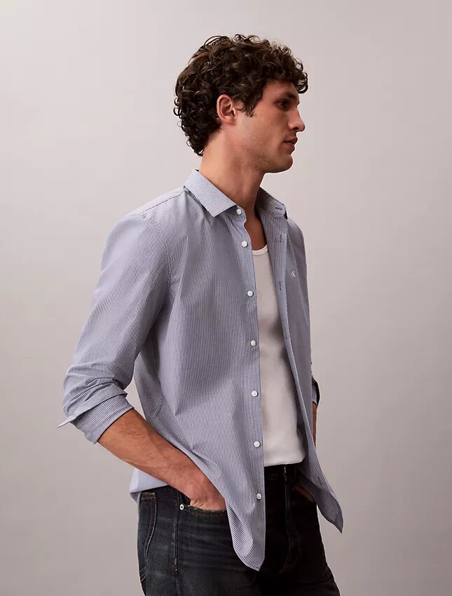 Chemise slim boutonnée en Cotton Stretch à rayures Chemise slim boutonnée en Cotton Stretch à rayures