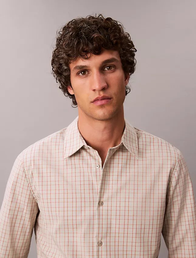 Chemise slim à carreaux en Cotton Stretch boutonnée Chemise slim à carreaux en Cotton Stretch boutonnée