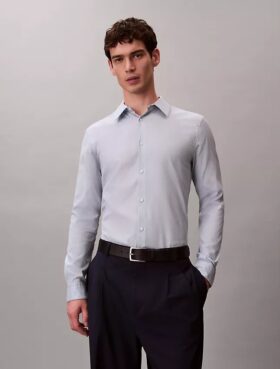 Chemise slim à col boutonné en jacquard géométrique