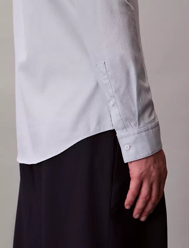 Chemise slim à col boutonné en jacquard géométrique Chemise slim à col boutonné en jacquard géométrique