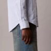 Chemise slim décontractée à rayures et boutons Chemise slim décontractée à rayures et boutons