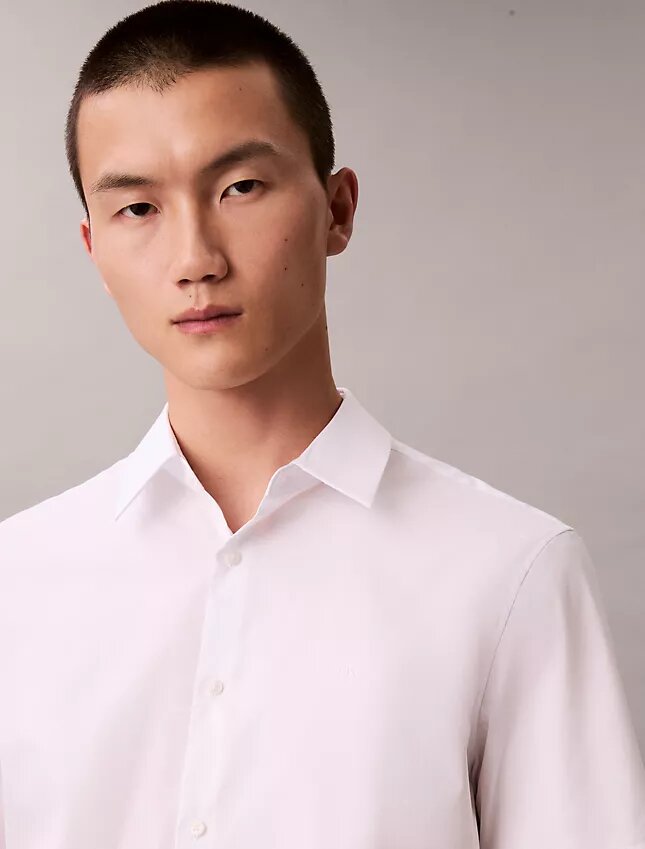 Chemise slim en coton Stretch à boutons Chemise slim en coton Stretch à boutons