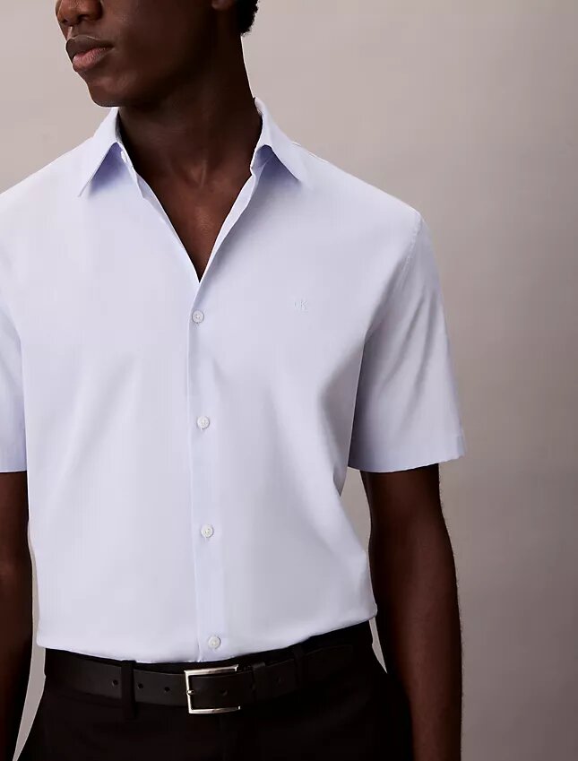 Chemise slim en coton Stretch à boutons Chemise slim en coton Stretch à boutons