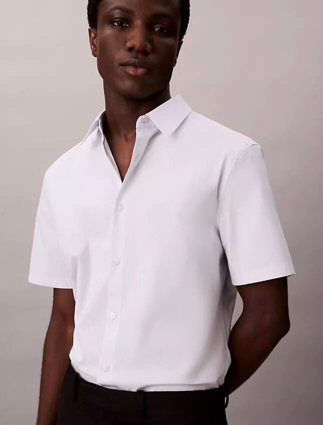 Chemise slim en coton Stretch à boutons Chemise slim en coton Stretch à boutons