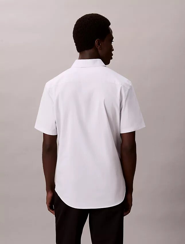 Chemise slim en coton Stretch à boutons Chemise slim en coton Stretch à boutons