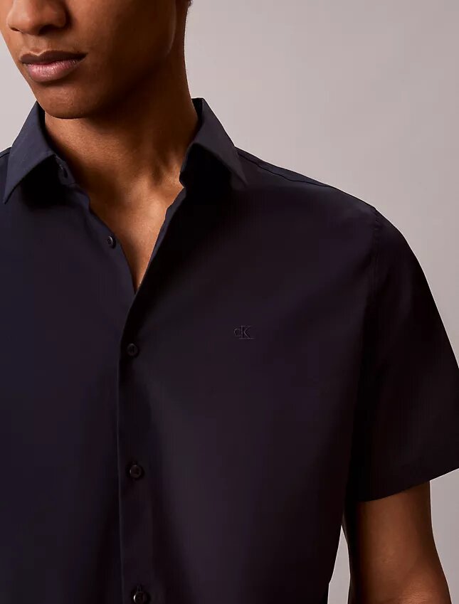 Chemise slim en coton Stretch à boutons Chemise slim en coton Stretch à boutons