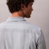 Chemise slim en Supima stretch à rayures teintes dans la masse Chemise slim en Supima stretch à rayures teintes dans la masse