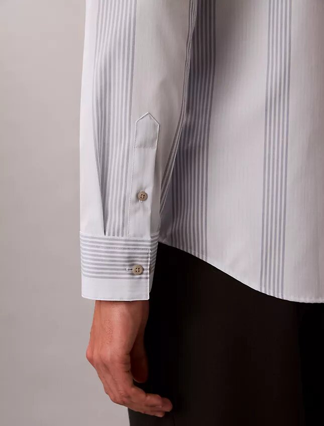 Chemise slim en Supima stretch à rayures teintes dans la masse Chemise slim en Supima stretch à rayures teintes dans la masse