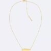 Collier aux contours sculpturaux Collier aux contours sculpturaux