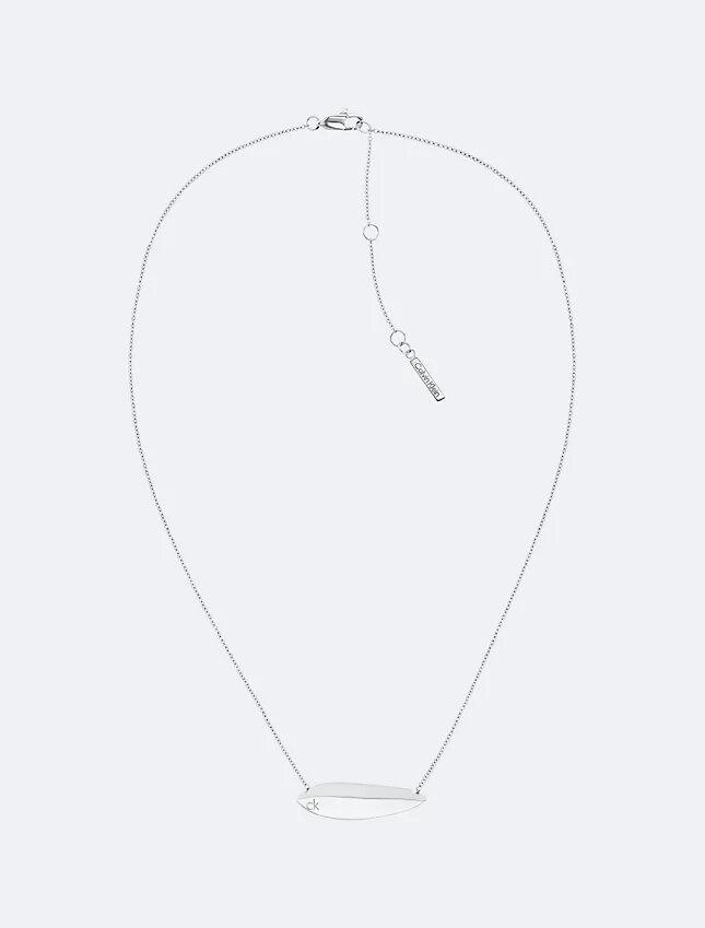 Collier aux contours sculpturaux Collier aux contours sculpturaux