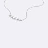 Collier aux contours sculpturaux Collier aux contours sculpturaux