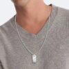Collier avec pendentif de forme rectangulaire organique Collier avec pendentif de forme rectangulaire organique