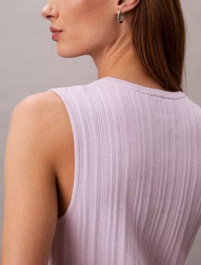 Débardeur en coton lisse à côtes et boutons Débardeur en coton lisse à côtes et boutons