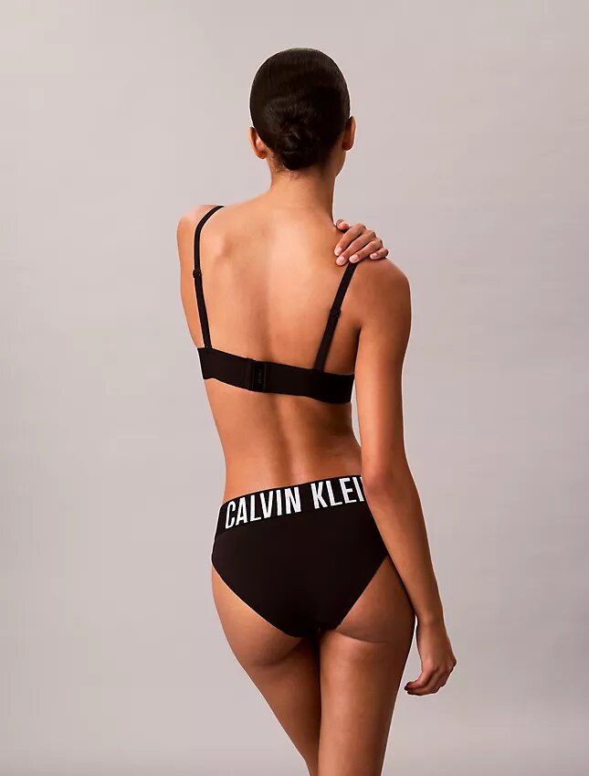 Haut de bikini triangle Intense Power Swim Haut de bikini triangle Intense Power Swim
