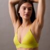 Haut de bikini triangle moderne à logo