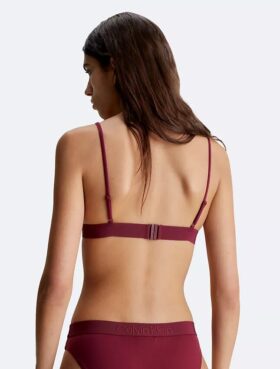 Haut de bikini triangle ton sur ton Haut de bikini triangle ton sur ton