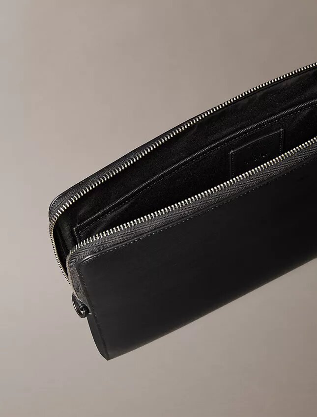 Housse pour ordinateur portable avec logo emblématique Housse pour ordinateur portable avec logo emblématique