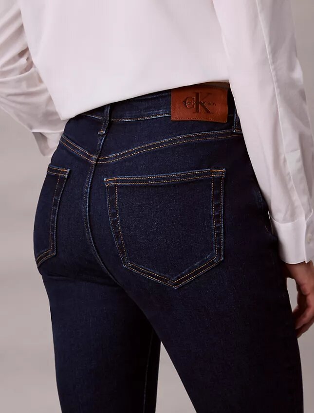 Jean évasé taille haute Jean évasé taille haute