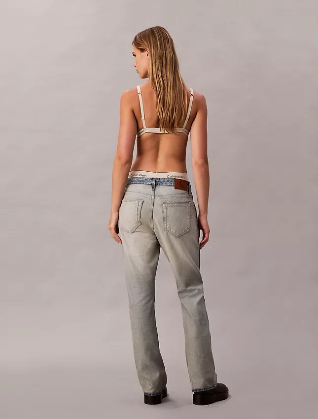 Jeans bootcut ample en denim selvedge Jeans bootcut ample en denim selvedge