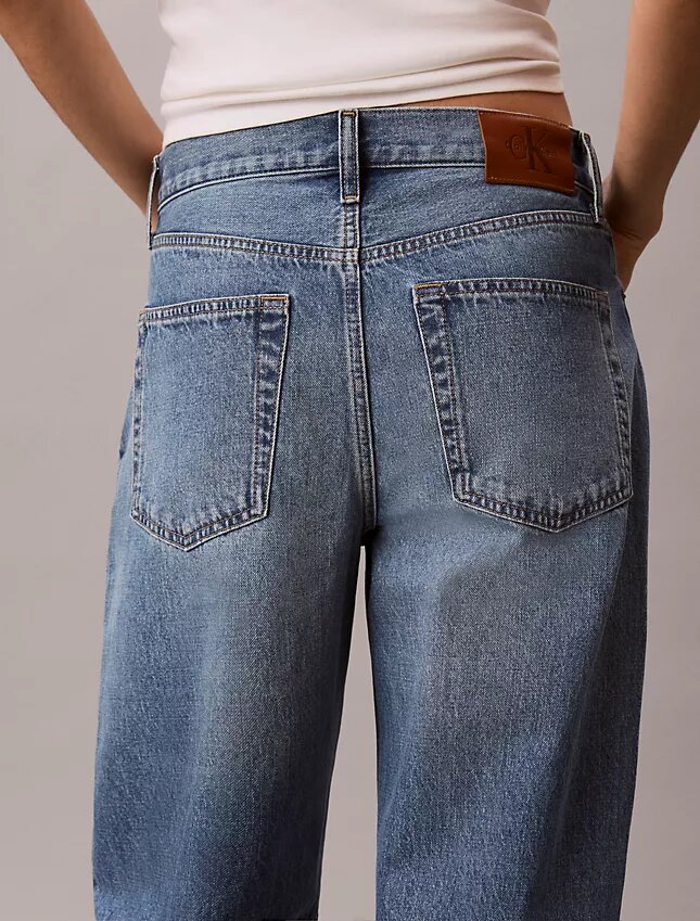 Jeans courts à coupe évasée Jeans courts à coupe évasée
