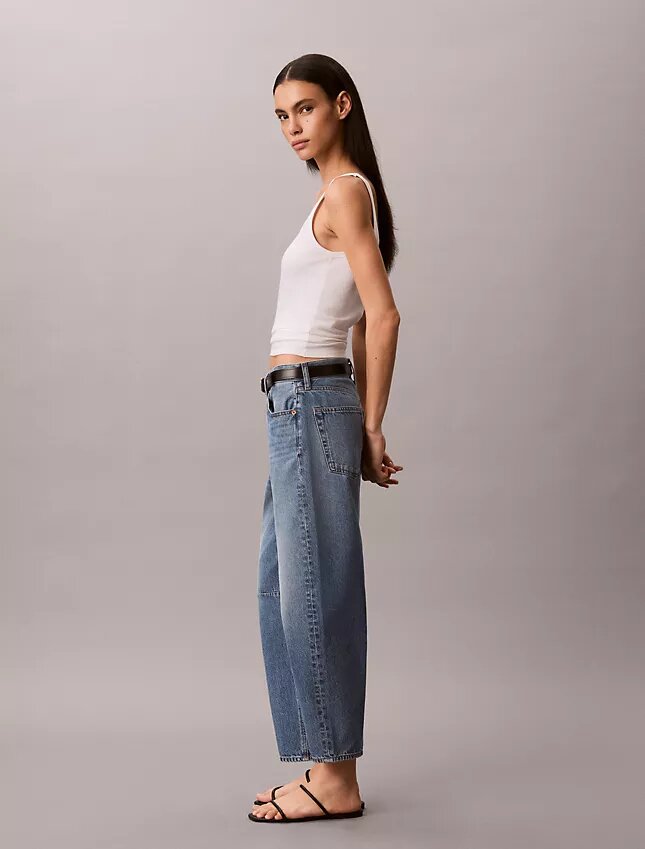 Jeans courts à coupe évasée Jeans courts à coupe évasée