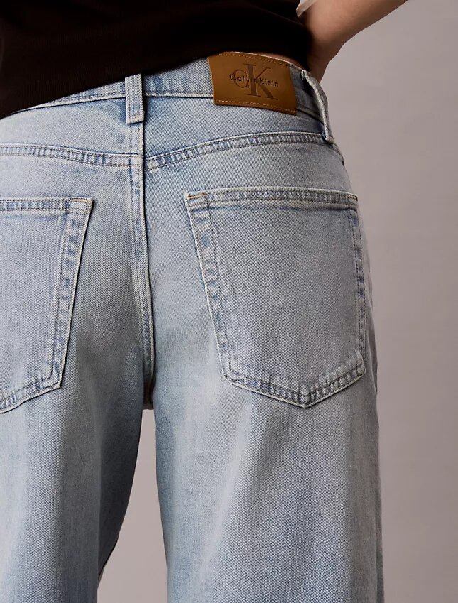 Jeans courts à jambes larges Jeans courts à jambes larges