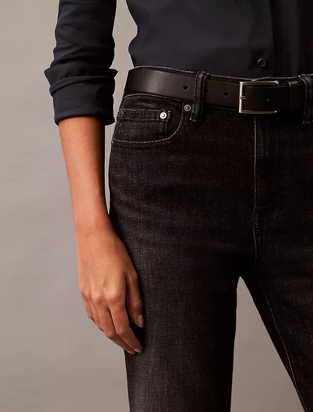 Jeans décontractés en coton et cachemire Jeans décontractés en coton et cachemire