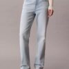 Jeans droit taille haute Jeans droit taille haute