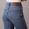 Jeans droit taille haute Jeans droit taille haute