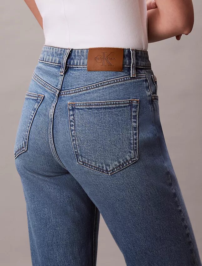 Jeans droit taille haute Jeans droit taille haute