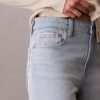 Jeans droit taille haute Jeans droit taille haute