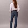 Jeans droit taille haute Jeans droit taille haute