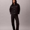 Jeans droits années 90 pour le Nouvel An lunaire Jeans droits années 90 pour le Nouvel An lunaire