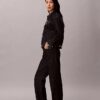 Jeans droits années 90 pour le Nouvel An lunaire Jeans droits années 90 pour le Nouvel An lunaire