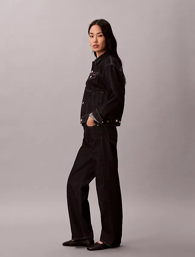 Jeans droits années 90 pour le Nouvel An lunaire Jeans droits années 90 pour le Nouvel An lunaire