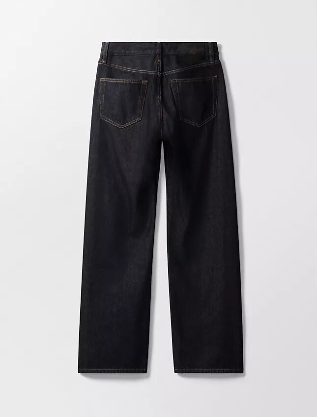 Jeans droits années 90 pour le Nouvel An lunaire Jeans droits années 90 pour le Nouvel An lunaire