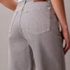 Jeans à taille très haute et jambes larges