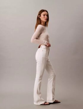 Jeans évasé à taille haute Jeans évasé à taille haute