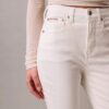 Jeans évasé à taille haute