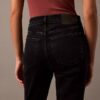 Jeans évasé à taille mi-haute
