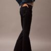 Jeans évasé à taille mi-haute