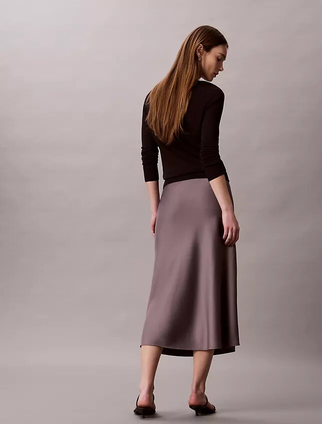 Jupe midi en satin Jupe midi en satin