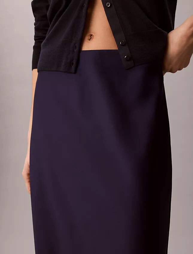 Jupe midi en satin Jupe midi en satin